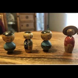 Lot of vintage mini Kokeshi dolls
